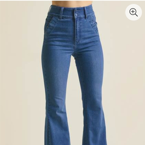 NWOT Venus high waist flare jeans - Picture 2 of 7